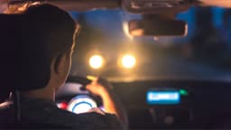 Astigmatism Lights: Vision Effects at Night & Driving Tips
