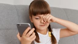 What are the effects of too much screen time?
